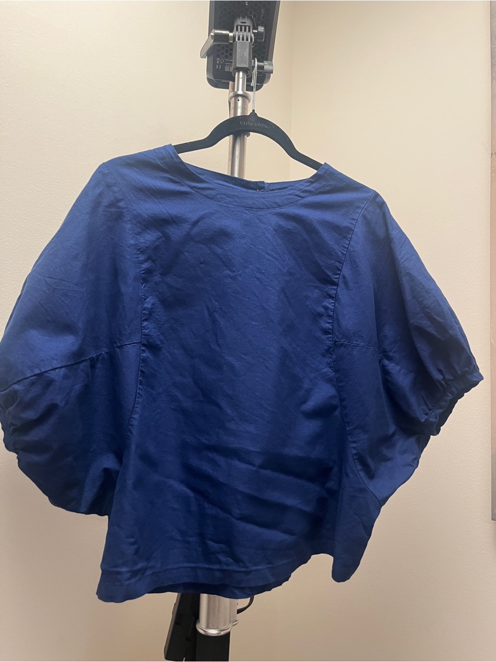 Boxy Short-Sleeve Blouse in Navy Blue